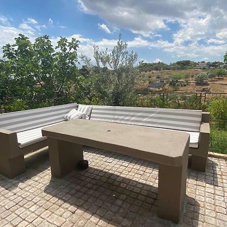 Summer House With A Pool Near Sea, Port & Airport Rafína Exterior foto